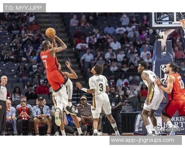 贝弗利看好小贾巴里史密斯本赛季表现将大幅提升的原因分析 贝弗利看好小贾巴里史密斯本赛季表现将大幅提升的原因分析