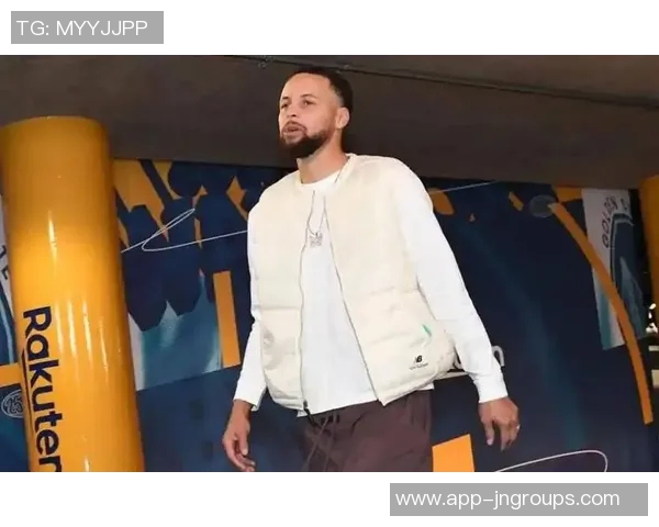 勇士官方宣布库里股四头肌受伤一周后将进行复查评估